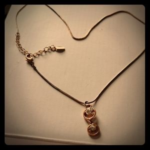 Vintage style cute shiny gold color necklace